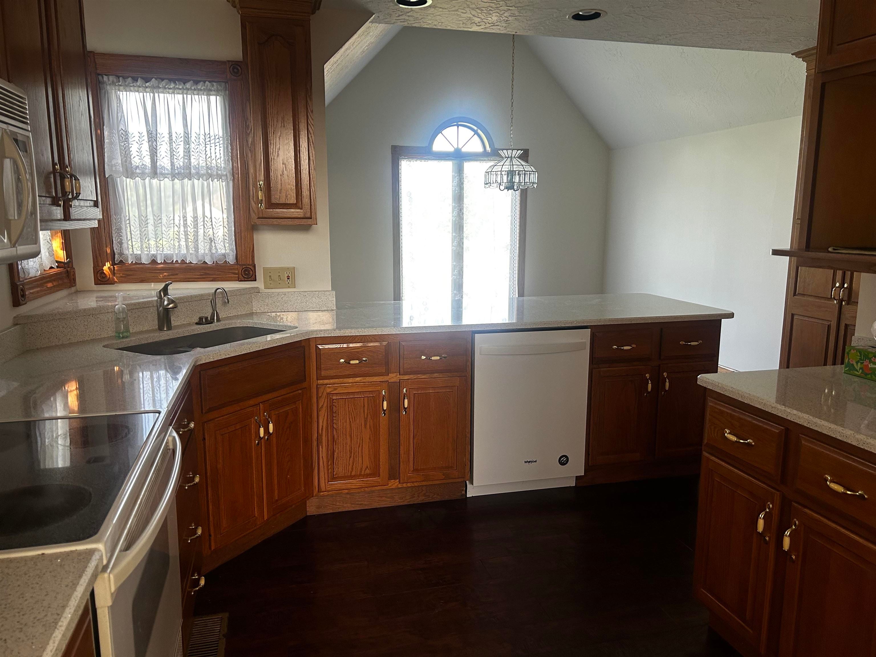 NORTH PLATTE, Nebraska, 69101, United States, 4 Bedrooms Bedrooms, ,4 BathroomsBathrooms,Residential,For Sale,1941880