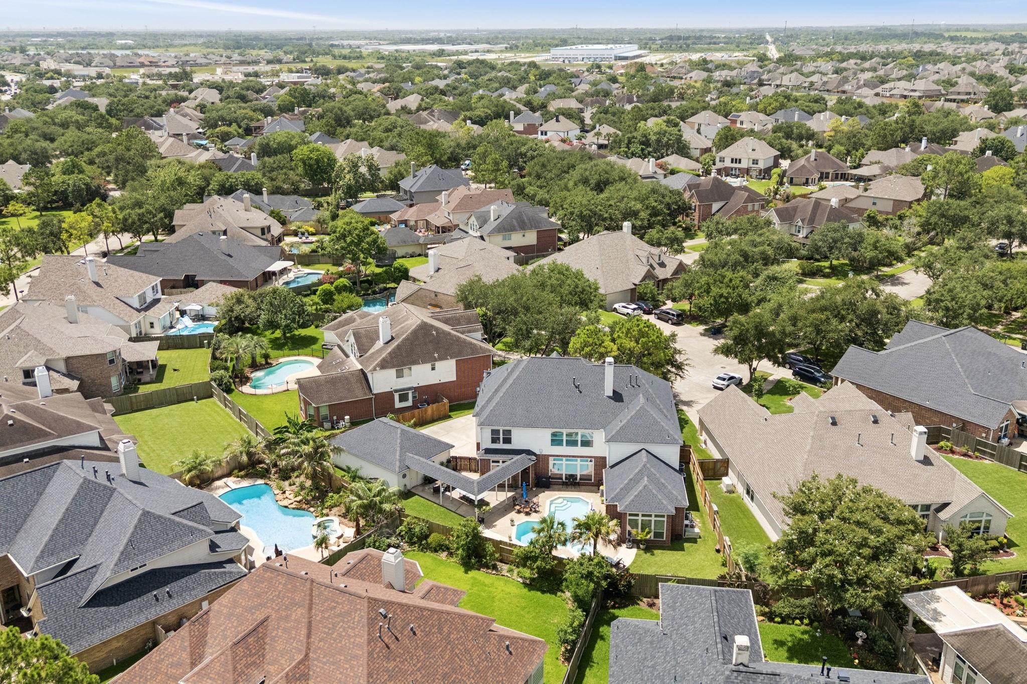 League City, Texas, 77573, United States, 5 Bedrooms Bedrooms, ,4 BathroomsBathrooms,Residential,For Sale,1868193