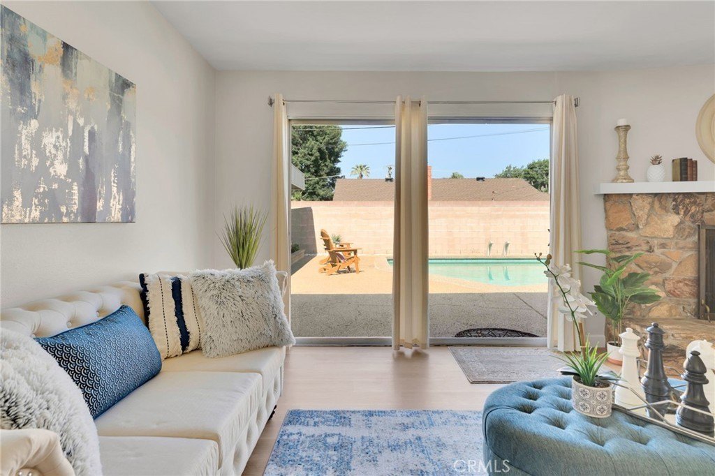 Glendora, California, 91740, United States, 4 Bedrooms Bedrooms, ,2 BathroomsBathrooms,Residential,For Sale,1826012
