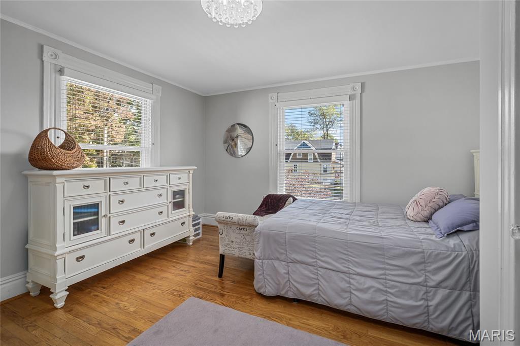 Kirkwood, Missouri, 63122, United States, 4 Bedrooms Bedrooms, ,4 BathroomsBathrooms,Residential,For Sale,1986224