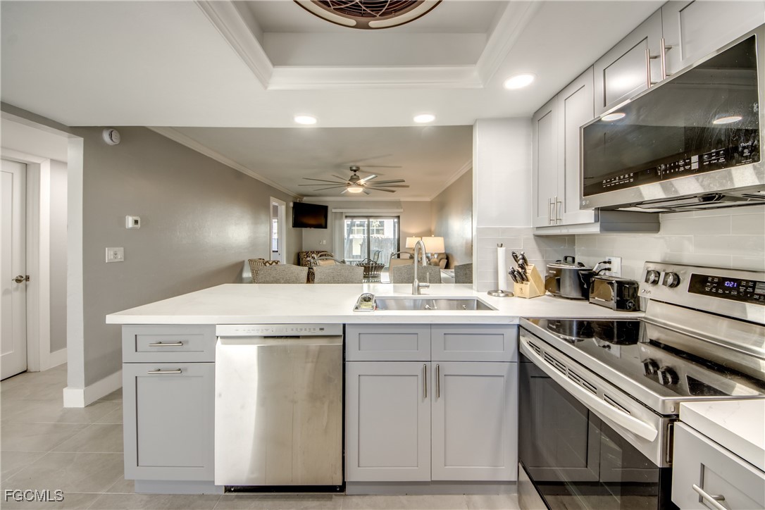 Fort Myers Beach, Florida, 33931, United States, 2 Bedrooms Bedrooms, ,2 BathroomsBathrooms,Residential,For Sale,2009064