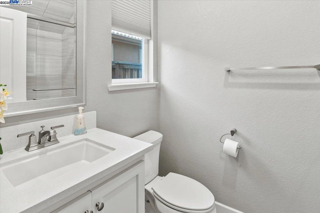 Tracy, California, 95377, United States, 5 Bedrooms Bedrooms, ,4 BathroomsBathrooms,Residential,For Sale,1943891