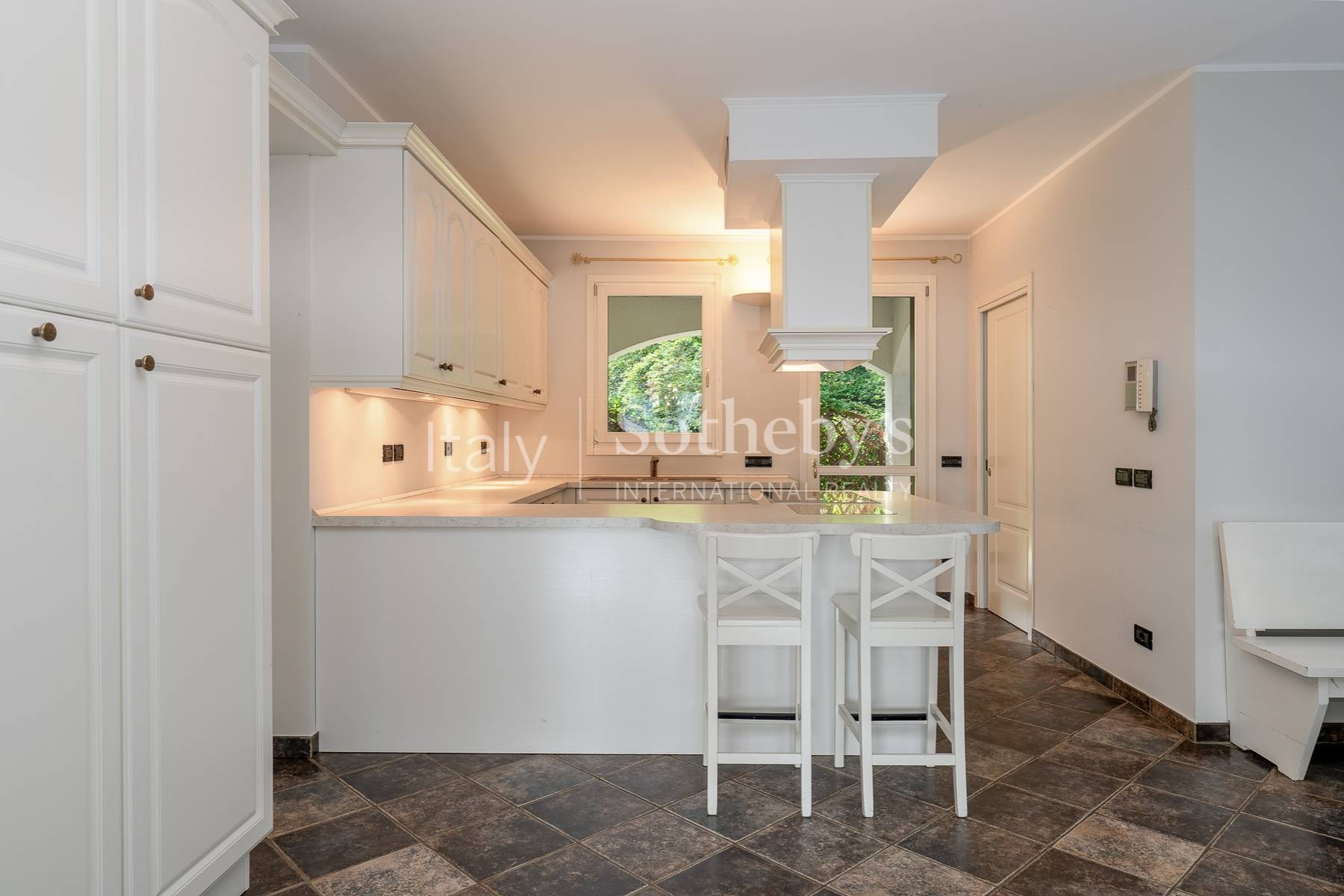  Prestigious modern villa with lake view - 物件實景