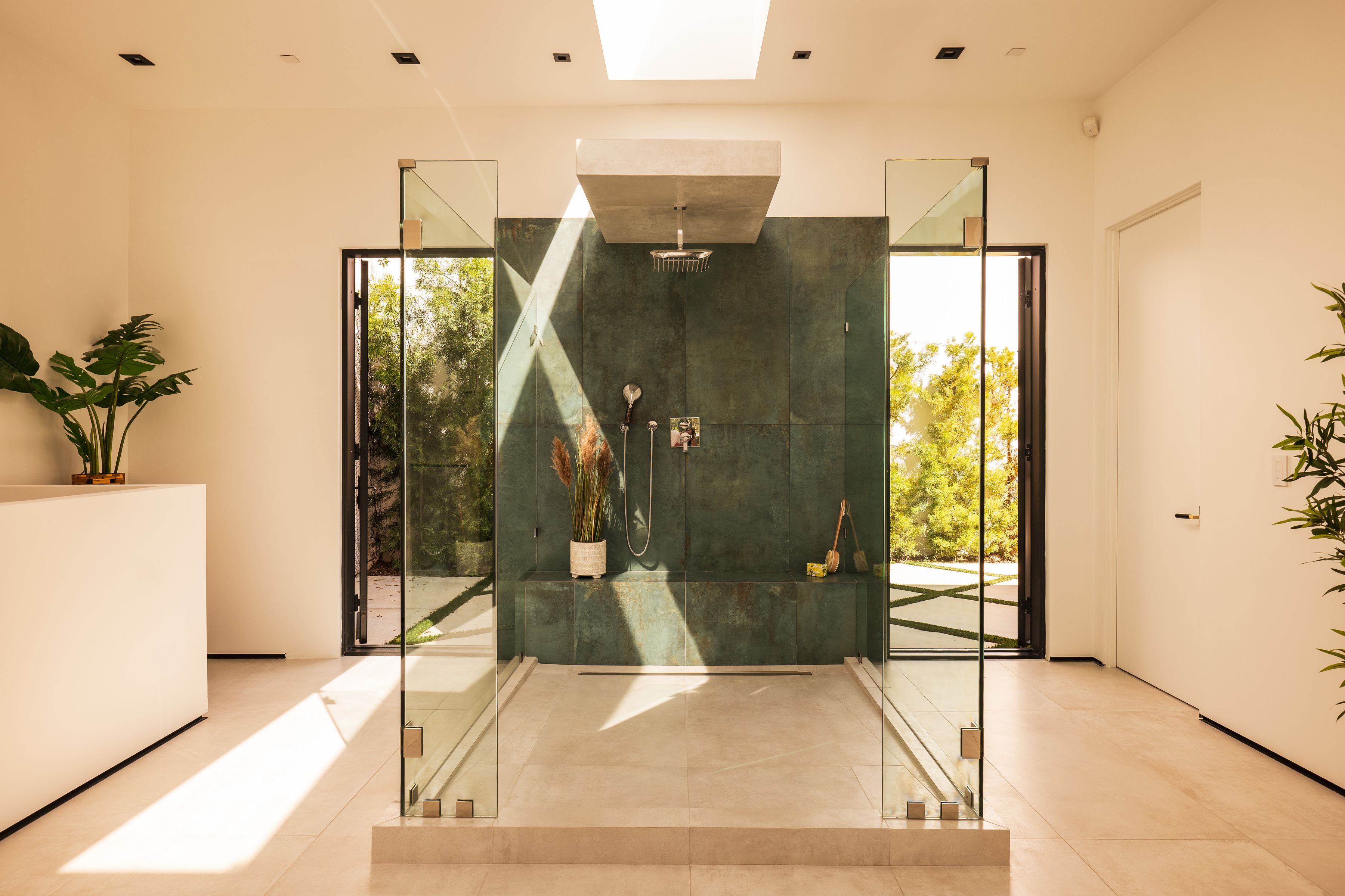  3920 Knobhill Drive - 物件實景