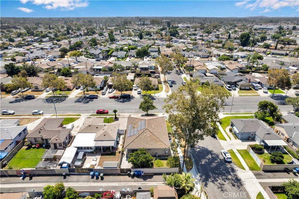 Downey, California, 90242, United States, 3 Bedrooms Bedrooms, ,2 BathroomsBathrooms,Residential,For Sale,1938023