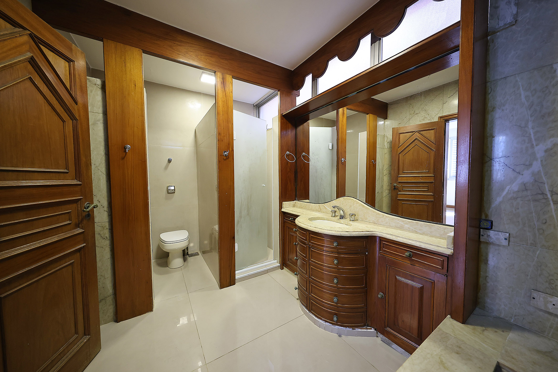  Apartment with direct ocean views in a building with amenities - 物件實景