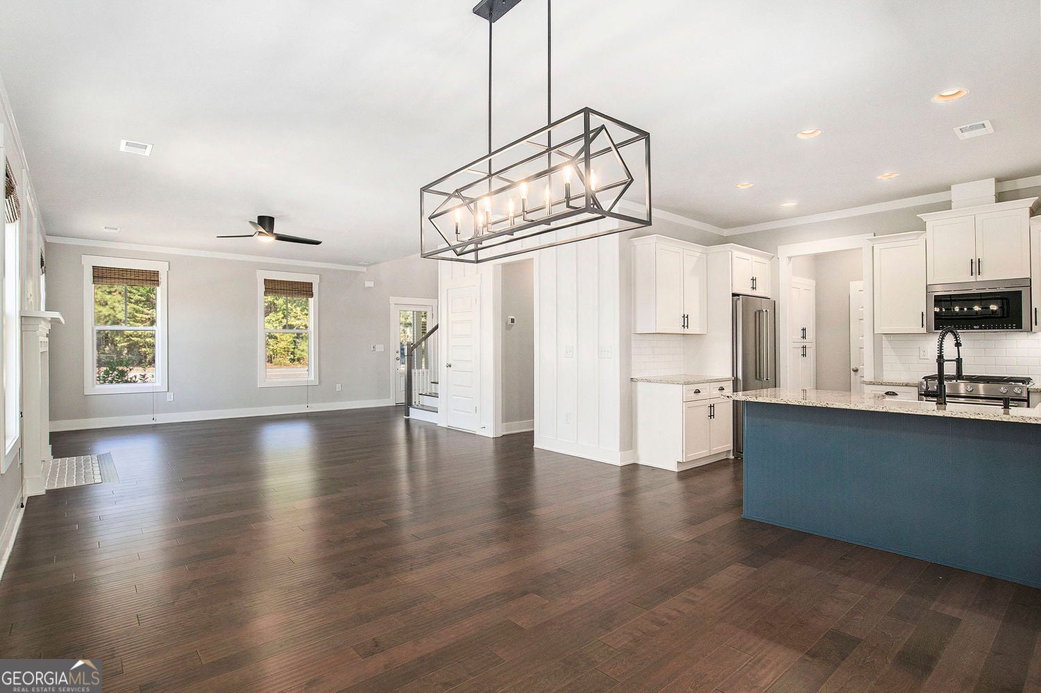 Gainesville, Georgia, 30506, United States, 3 Bedrooms Bedrooms, ,4 BathroomsBathrooms,Residential,For Sale,1965754