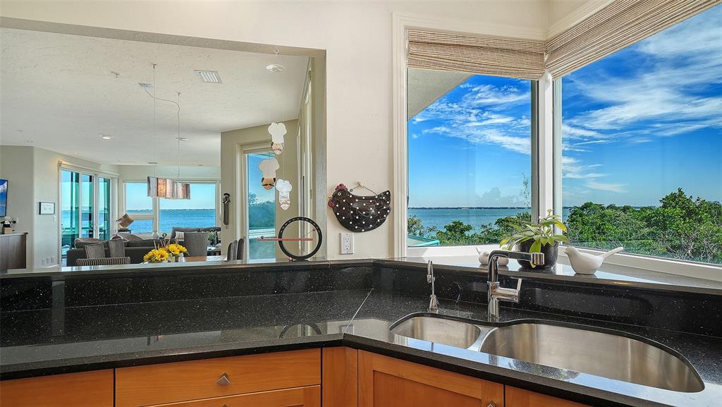 Longboat Key, Florida, 34228, United States, 2 Bedrooms Bedrooms, ,3 BathroomsBathrooms,Residential,For Sale,1989071