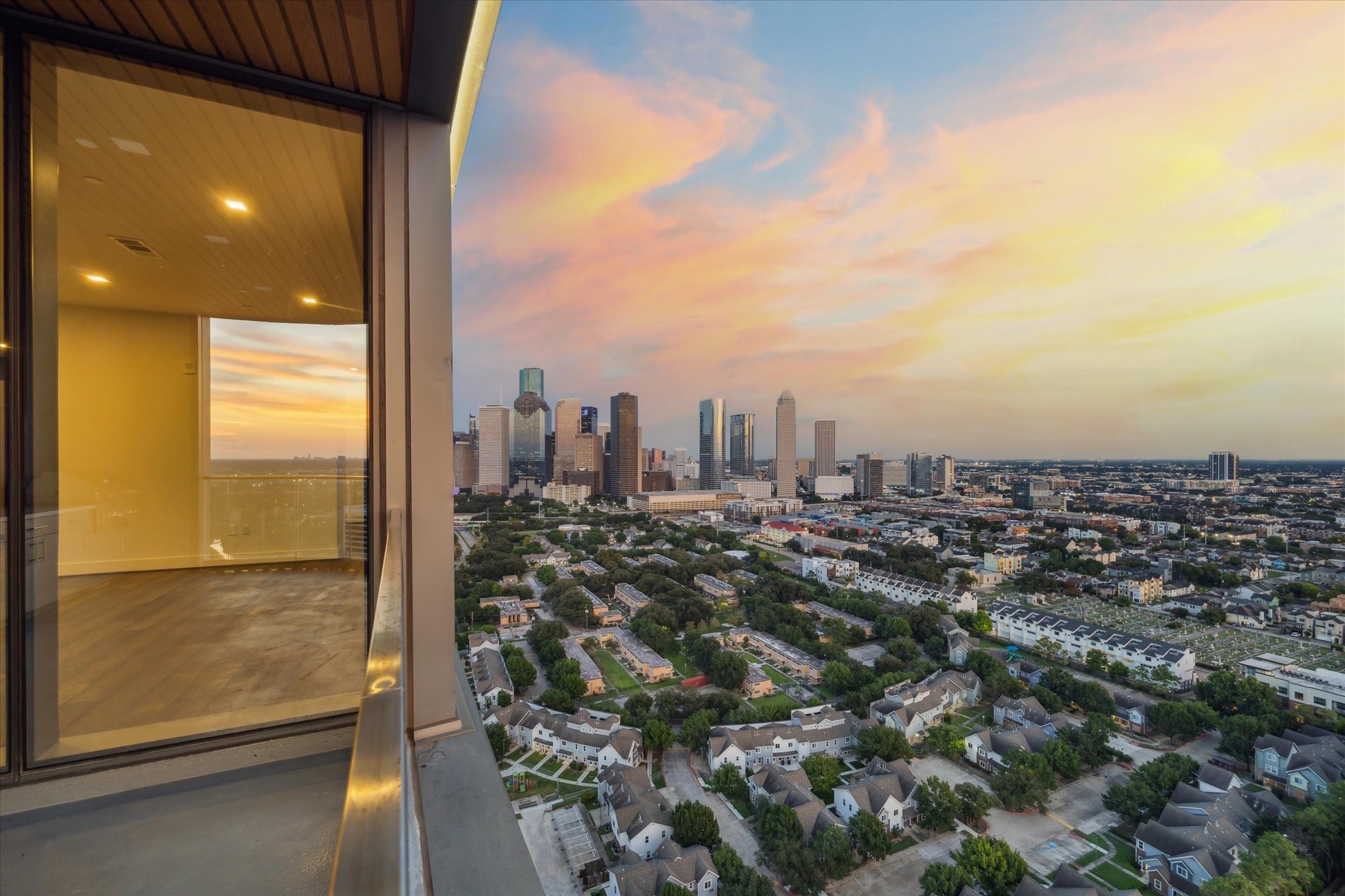  1711 Allen Parkway #2403 - 物件實景