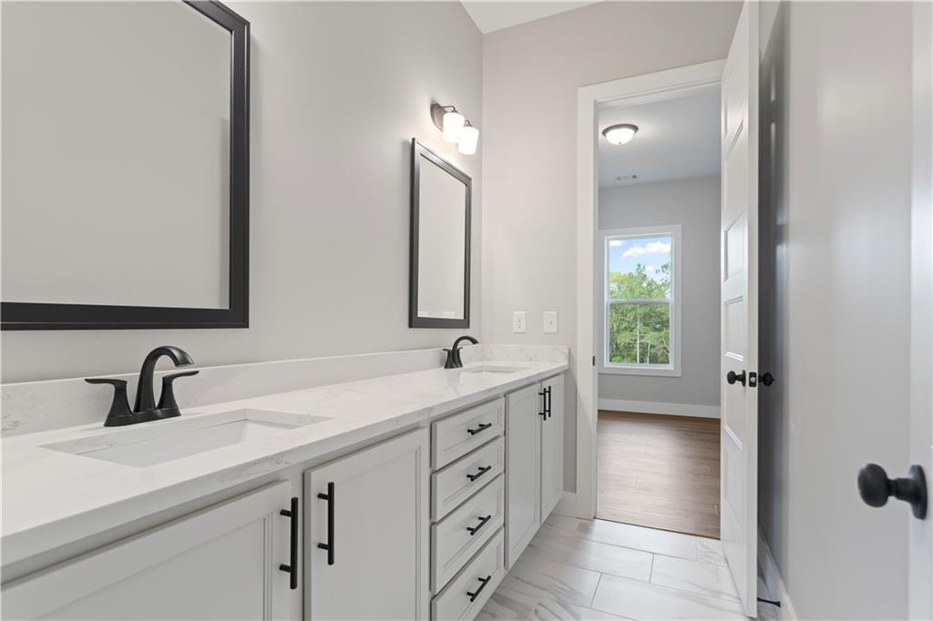 Carrollton, Georgia, 30116, United States, 4 Bedrooms Bedrooms, ,4 BathroomsBathrooms,Residential,For Sale,2001875