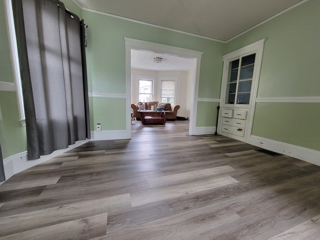 Lynn, Massachusetts, 01902, United States, 3 Bedrooms Bedrooms, ,2 BathroomsBathrooms,Residential,For Sale,1923536