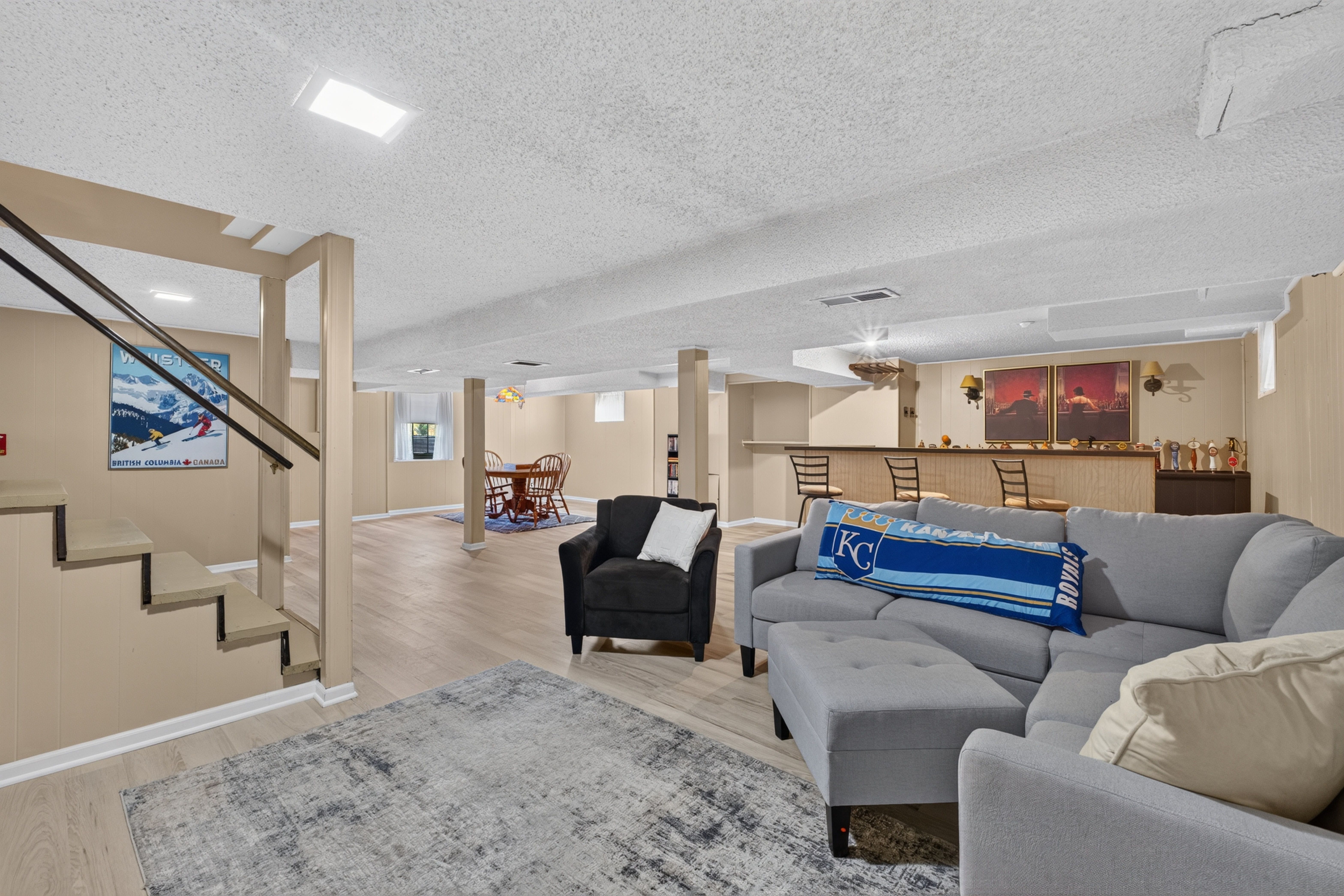  5714 West 77th Terrace, Prairie Village, KS 66208 - 物件實景