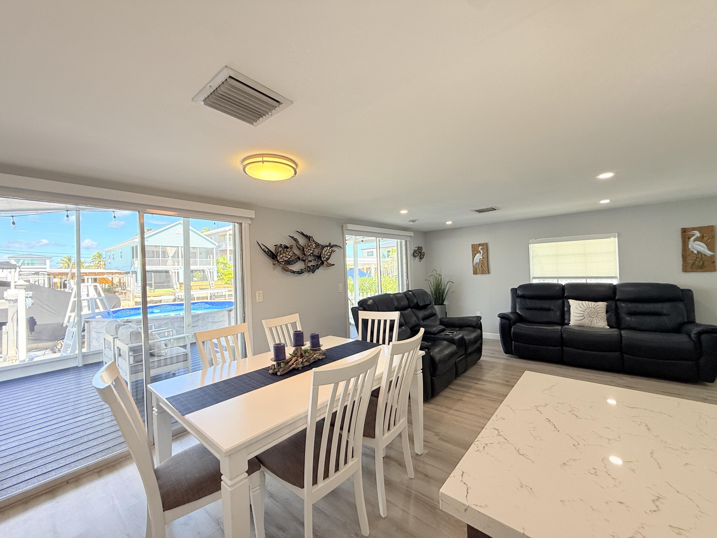 Key Largo, Florida, 33037, United States, 2 Bedrooms Bedrooms, ,2 BathroomsBathrooms,Residential,For Sale,1998042