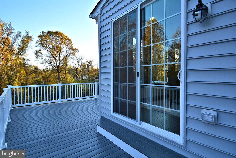 Clinton, Maryland, 20735, United States, 6 Bedrooms Bedrooms, ,6 BathroomsBathrooms,Residential,For Sale,1864170