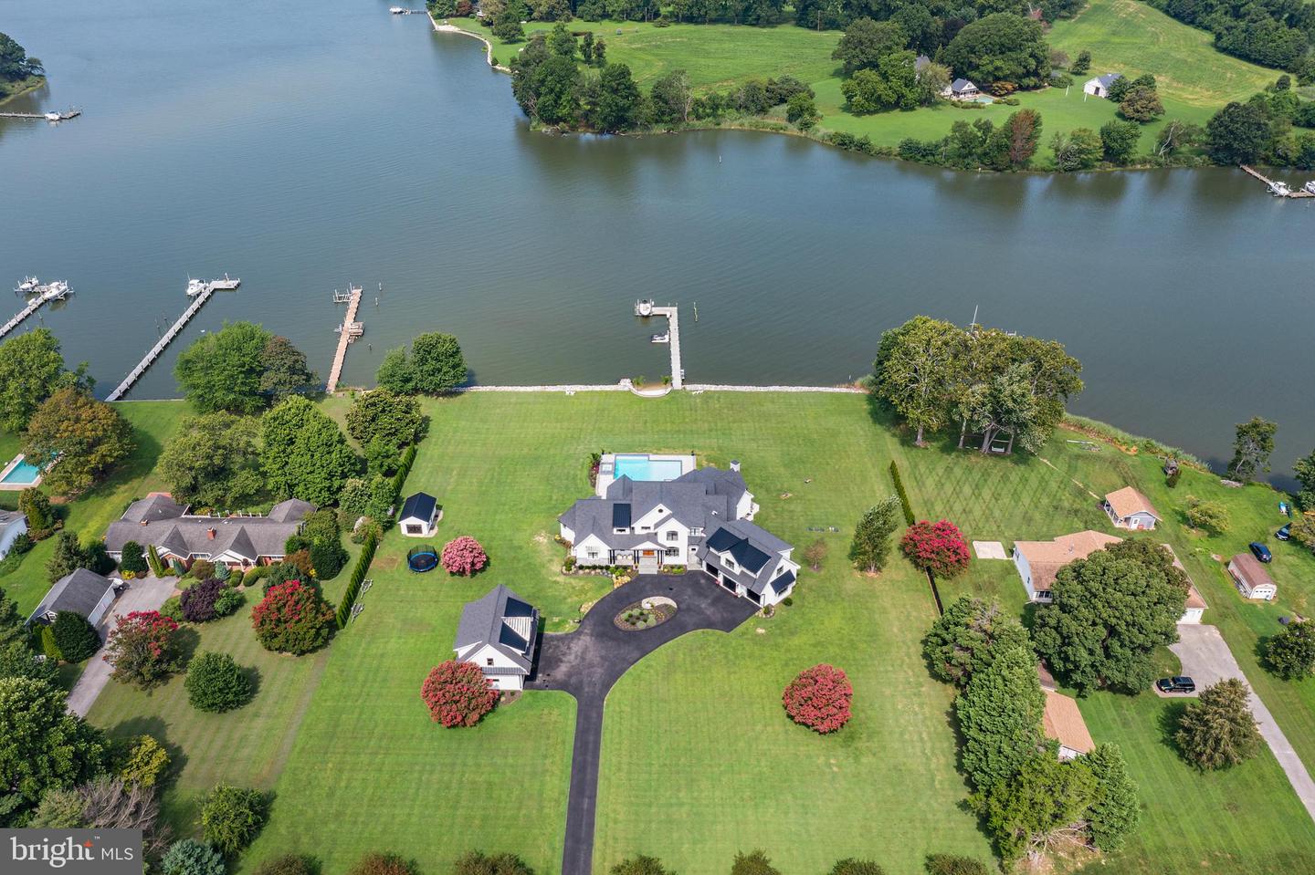 Queenstown, Maryland, 21658, United States, 5 Bedrooms Bedrooms, ,5 BathroomsBathrooms,Residential,For Sale,1907636