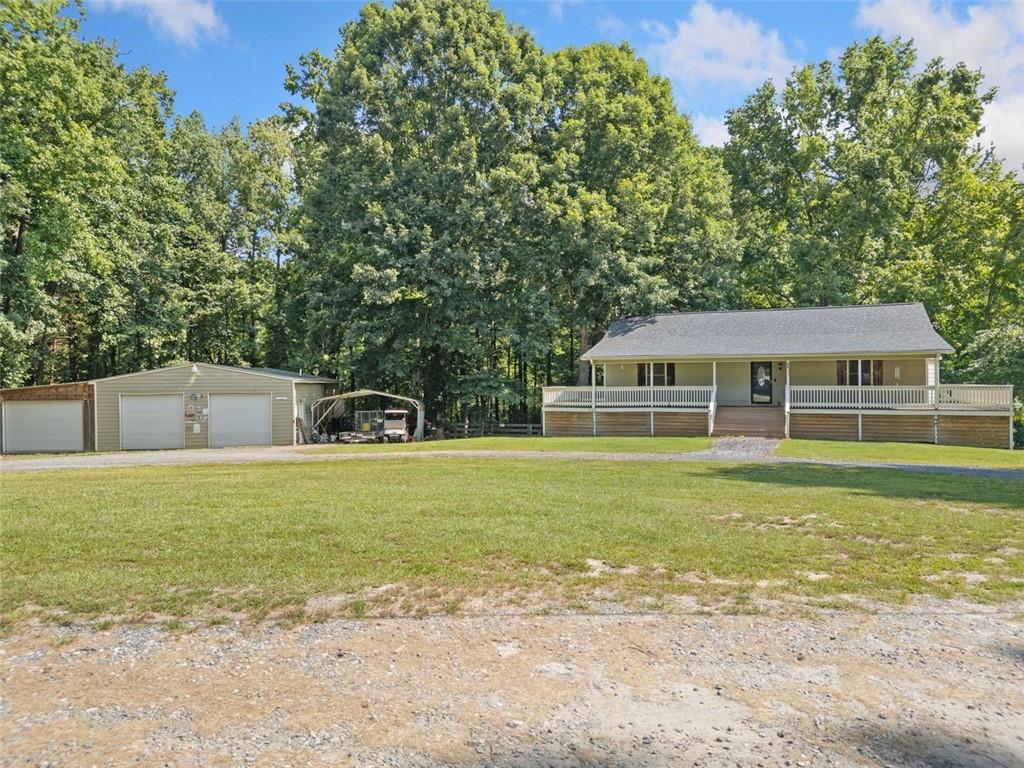 Cumming, Georgia, 30040, United States, 5 Bedrooms Bedrooms, ,2 BathroomsBathrooms,Residential,For Sale,1891506
