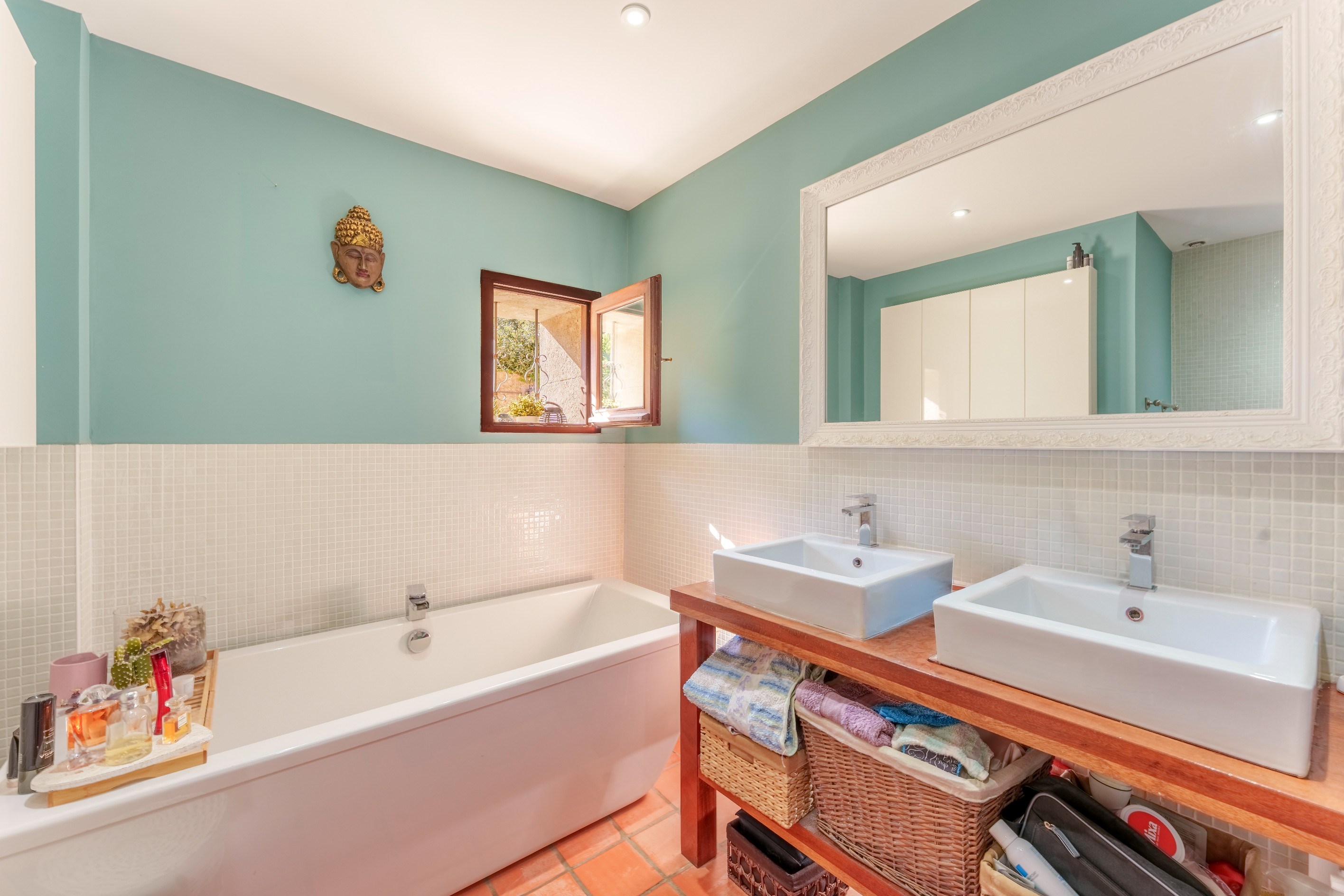  Elegant Village Residence & Established Hospitality Business Near Pézenas - 物件實景