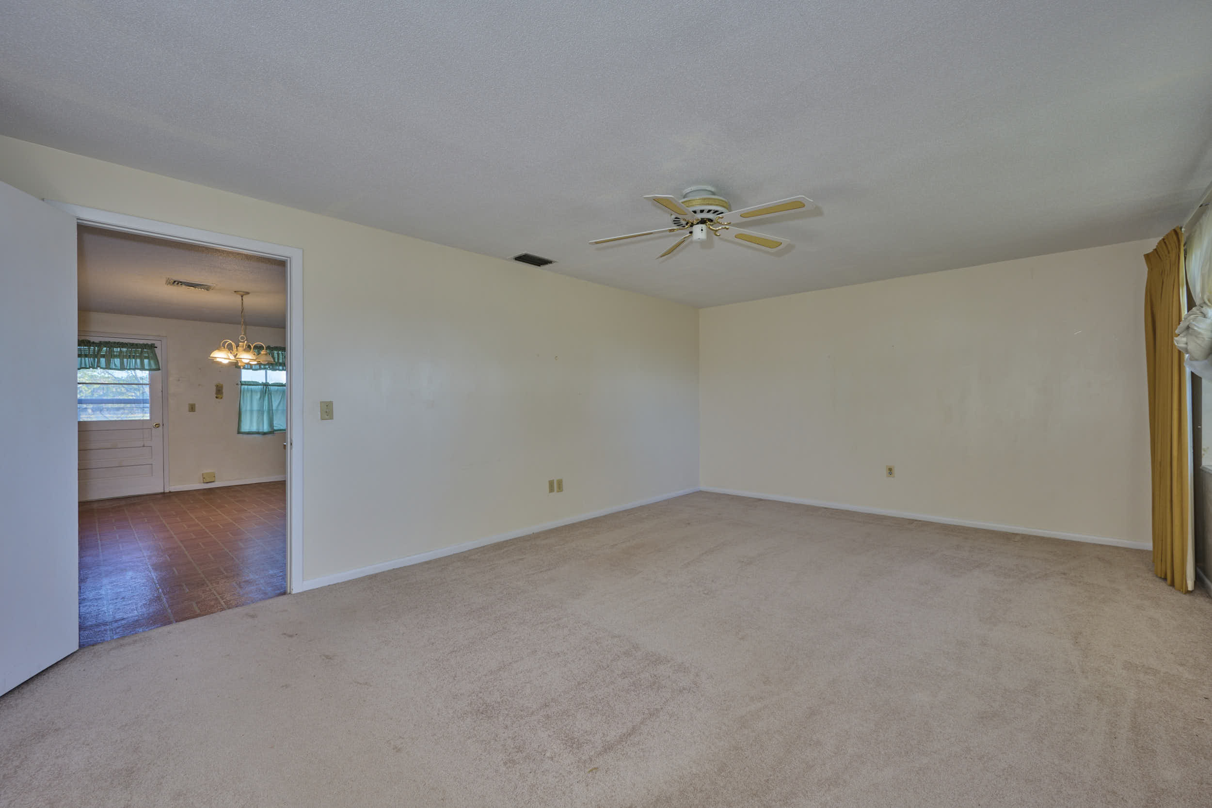 BARTOW, Florida, 33830, United States, 3 Bedrooms Bedrooms, ,2 BathroomsBathrooms,Residential,For Sale,1915491