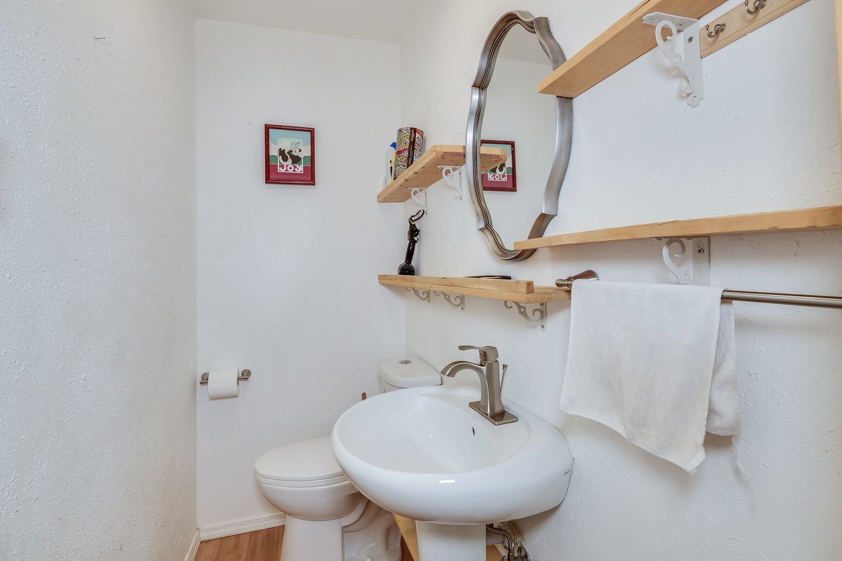 Laramie, Wyoming, 82070, United States, 4 Bedrooms Bedrooms, ,3 BathroomsBathrooms,Residential,For Sale,2005694