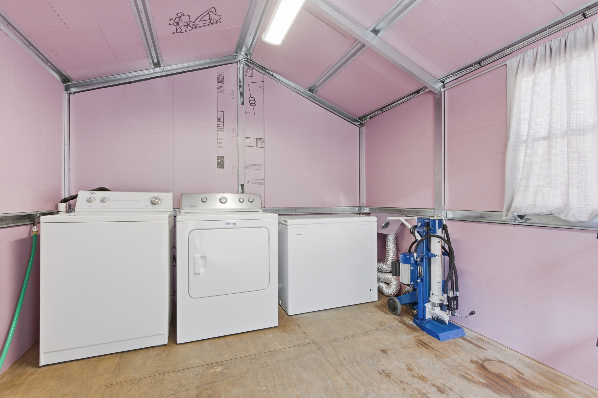  4779 Cathedral Caverns Road - 物件實景