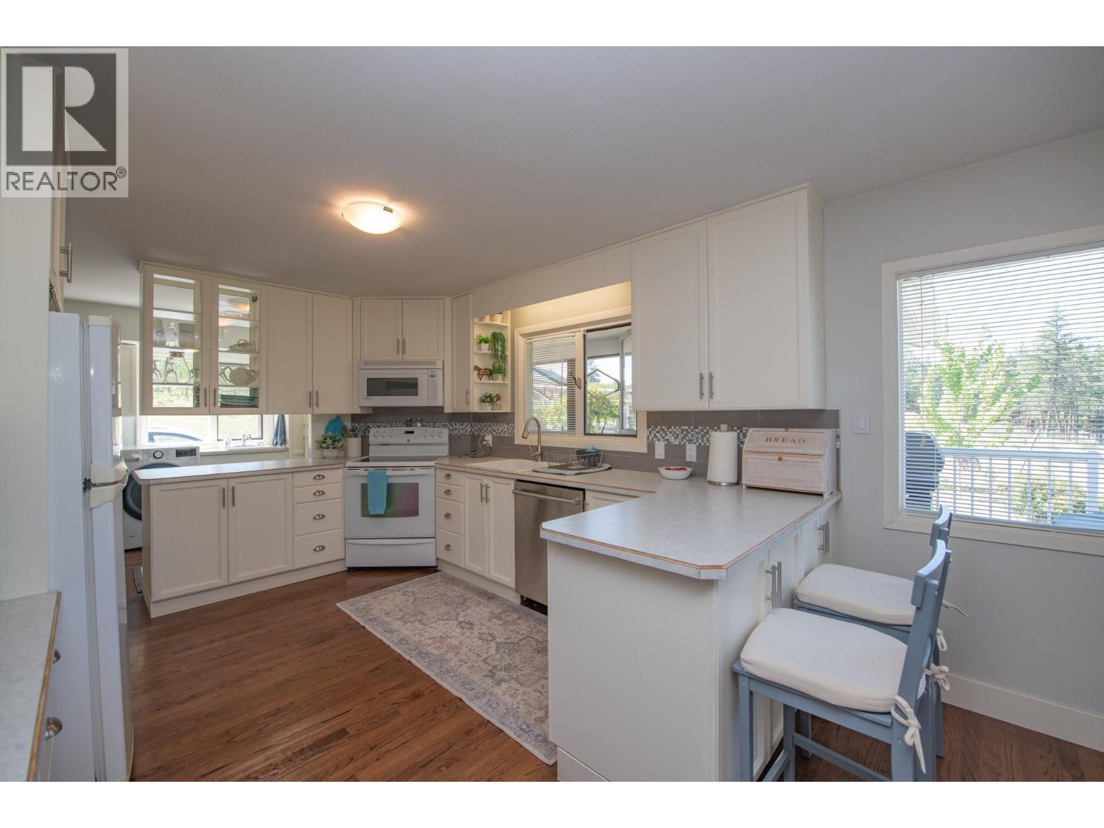 OYAMA, British Columbia, V4V 2C5, CA, 4 Bedrooms Bedrooms, ,2 BathroomsBathrooms,Residential,For Sale,1918800