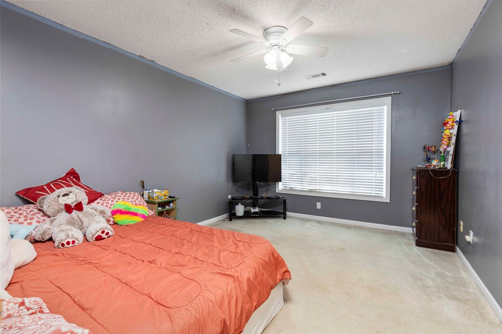 Salem, Alabama, 36874, United States, 4 Bedrooms Bedrooms, ,4 BathroomsBathrooms,Residential,For Sale,1947169