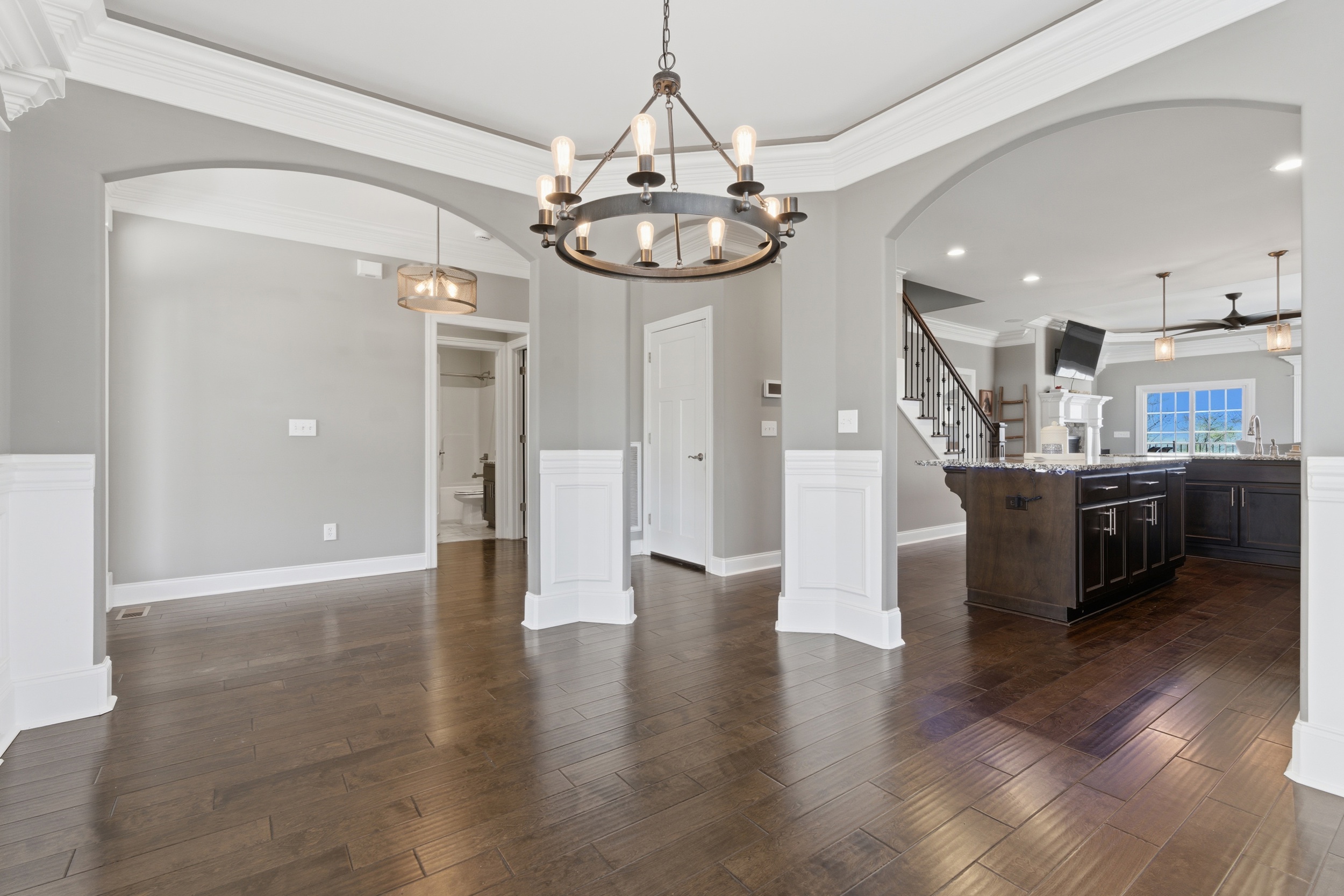  2821 Talon Circle NE - 物件實景