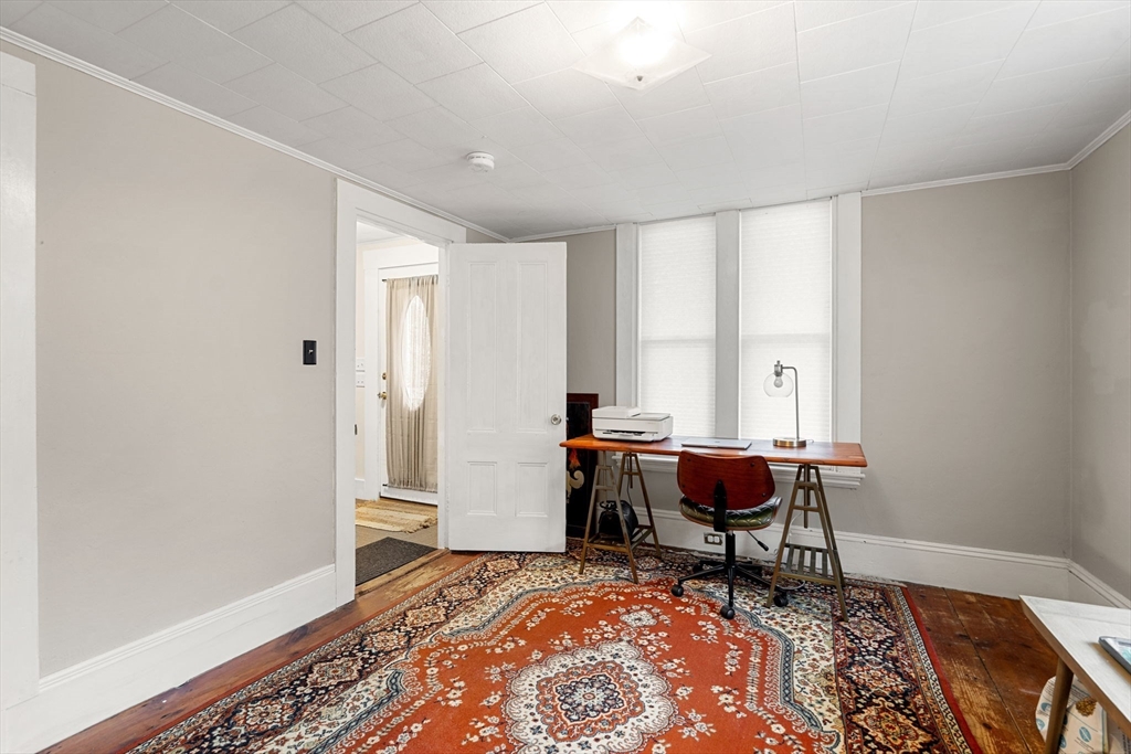 Merrimac, Massachusetts, 01860, United States, 4 Bedrooms Bedrooms, ,2 BathroomsBathrooms,Residential,For Sale,1988348