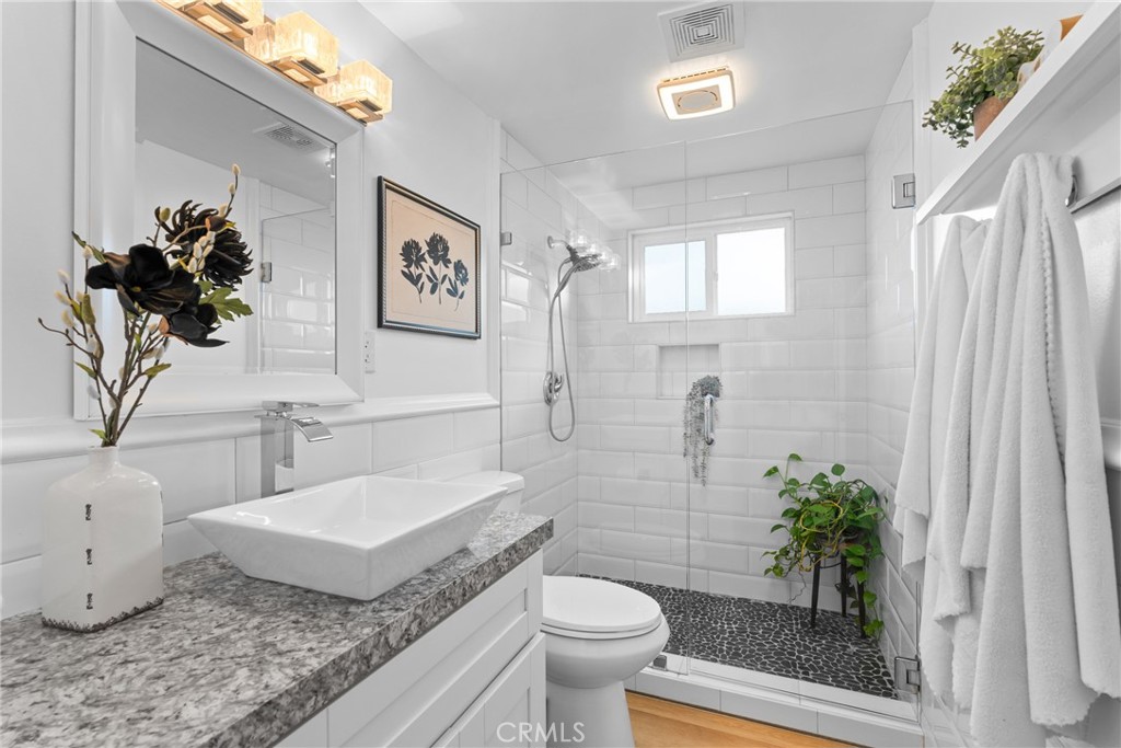 Orange, California, 92868, United States, 3 Bedrooms Bedrooms, ,2 BathroomsBathrooms,Residential,For Sale,1992014