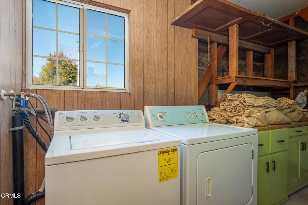 Fillmore, California, 93015, United States, 4 Bedrooms Bedrooms, ,2 BathroomsBathrooms,Residential,For Sale,1998907