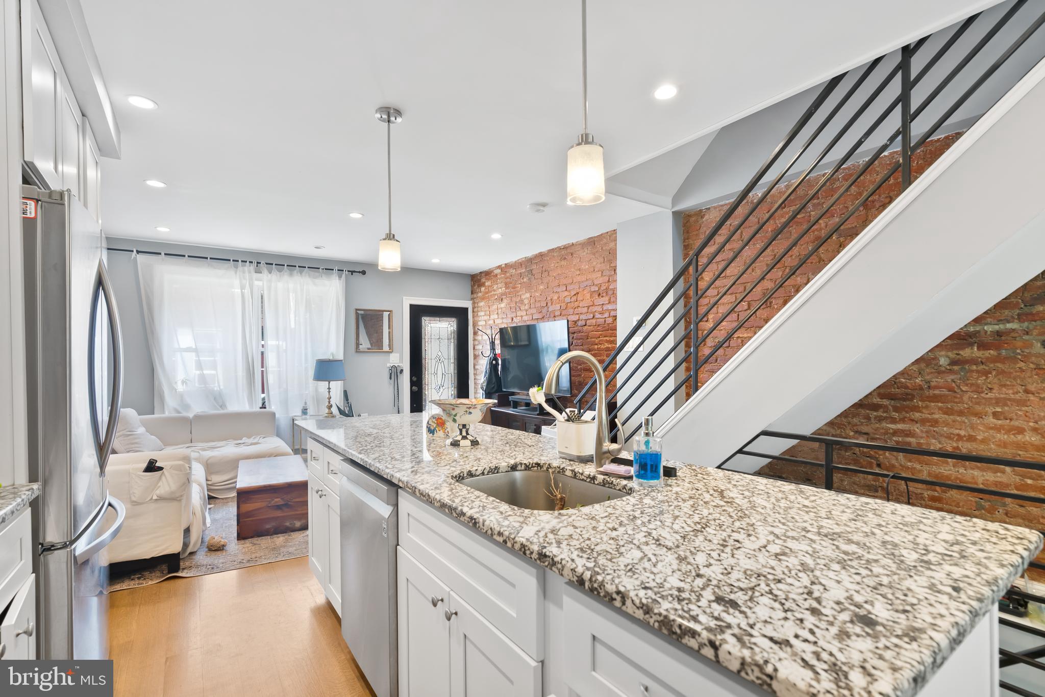 PHILADELPHIA, Pennsylvania, 19146, United States, 3 Bedrooms Bedrooms, ,3 BathroomsBathrooms,Residential,For Sale,1889775