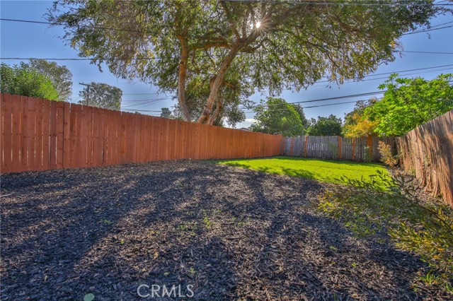 Los Angeles, California, 90059, United States, 2 Bedrooms Bedrooms, ,1 BathroomBathrooms,Residential,For Sale,2008136