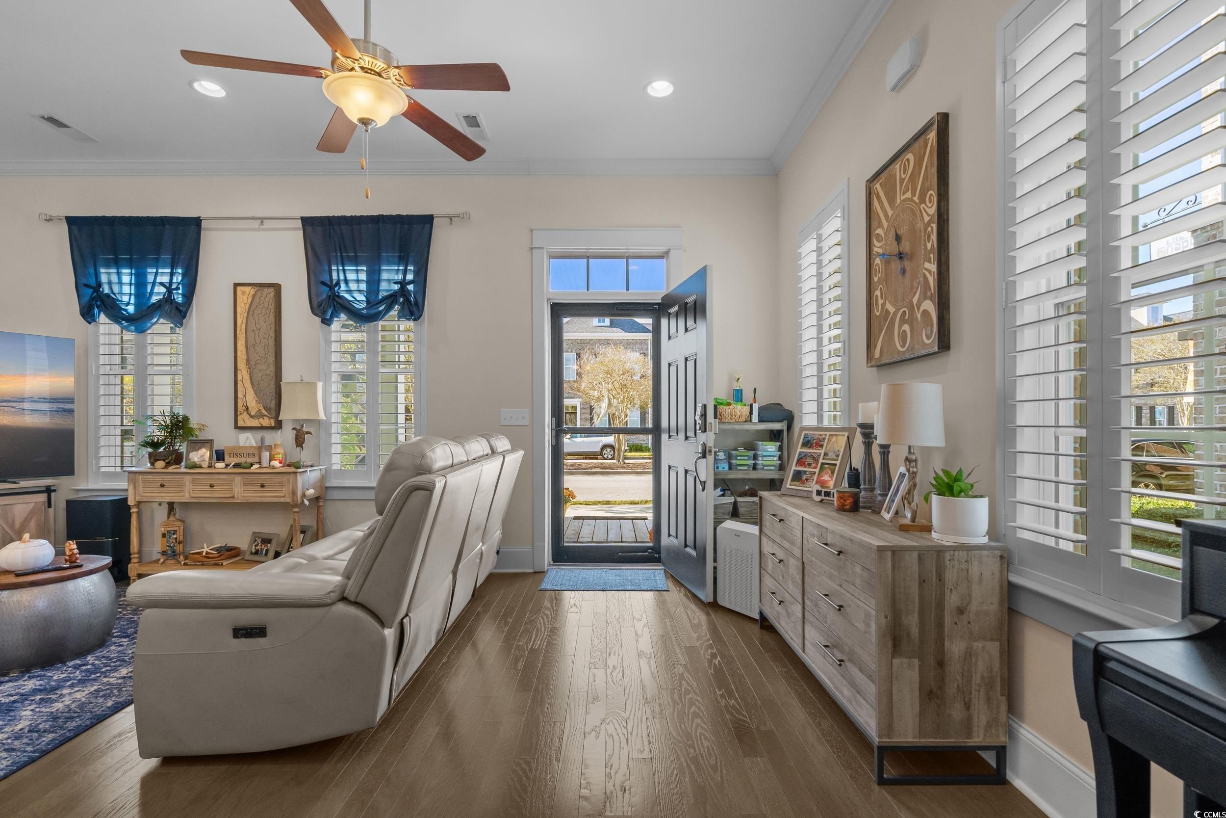 Myrtle Beach, South Carolina, 29577, United States, 3 Bedrooms Bedrooms, ,3 BathroomsBathrooms,Residential,For Sale,1989861