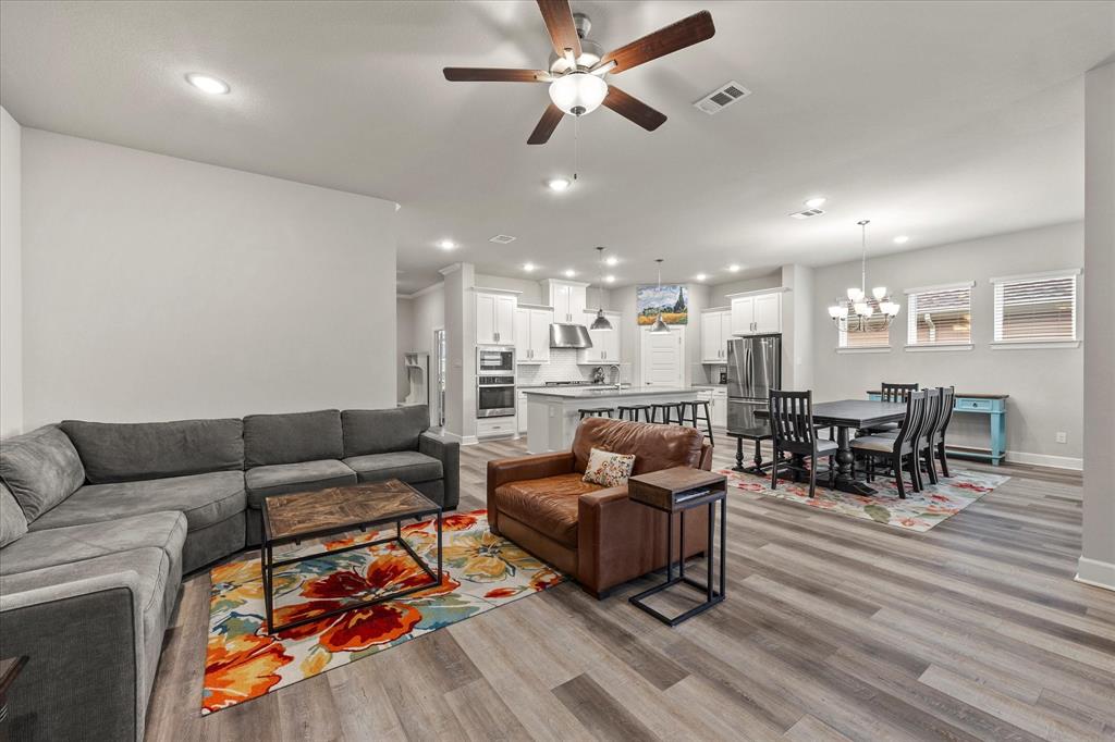 Rowlett, Texas, 75089, United States, 3 Bedrooms Bedrooms, ,3 BathroomsBathrooms,Residential,For Sale,1759776