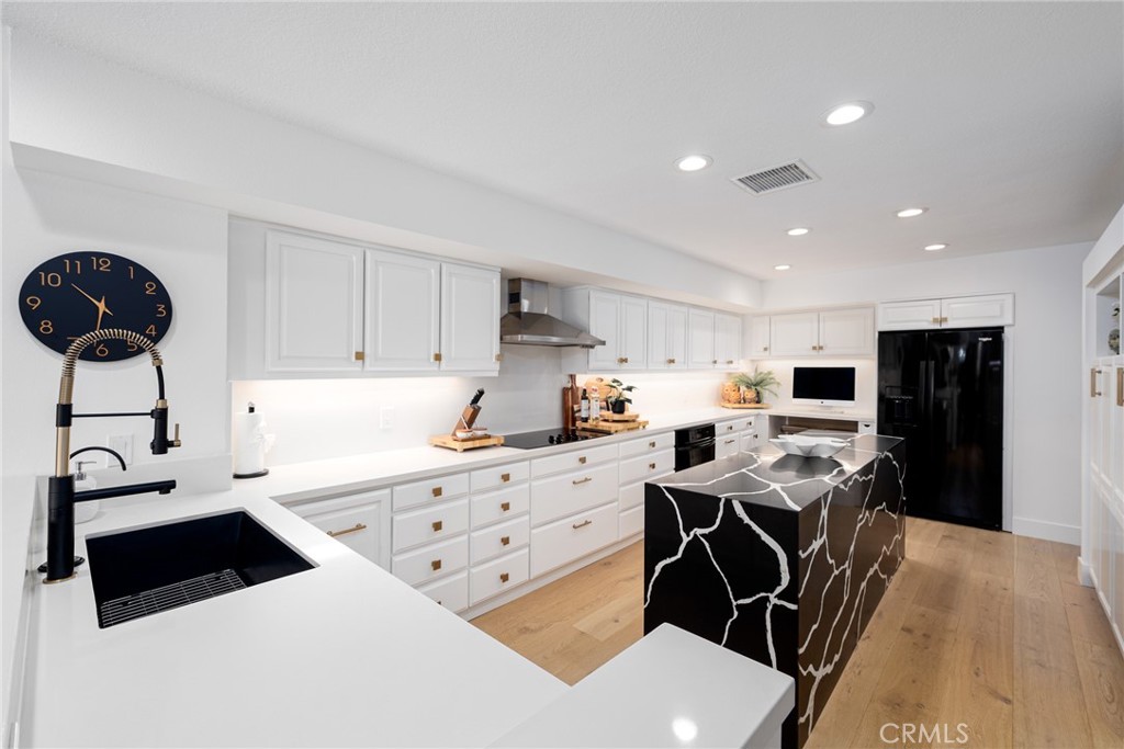 Rancho Mirage, California, 92270, United States, 3 Bedrooms Bedrooms, ,4 BathroomsBathrooms,Residential,For Sale,2002255