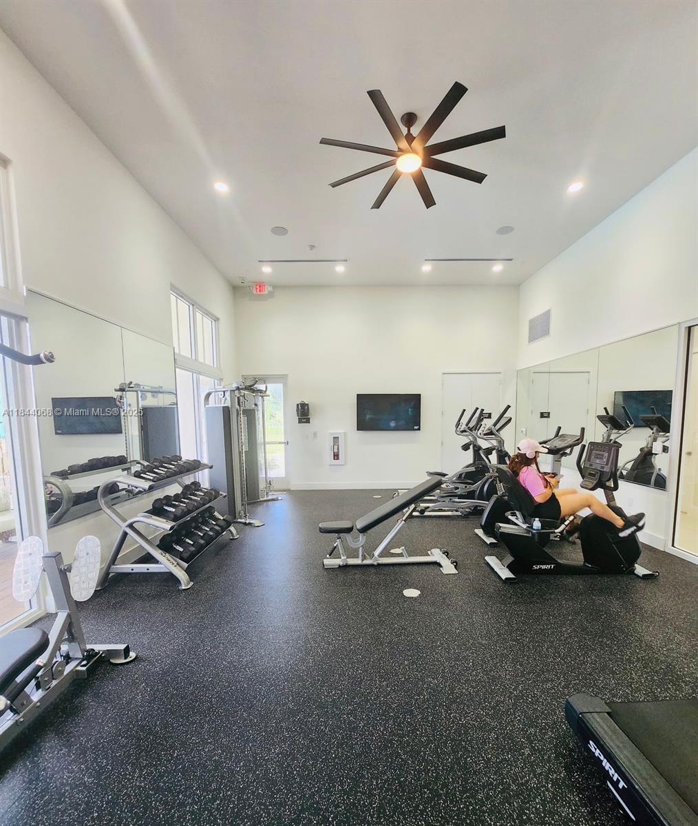 Miami, Florida, 33167, United States, 3 Bedrooms Bedrooms, ,3 BathroomsBathrooms,Residential,For Sale,1898426