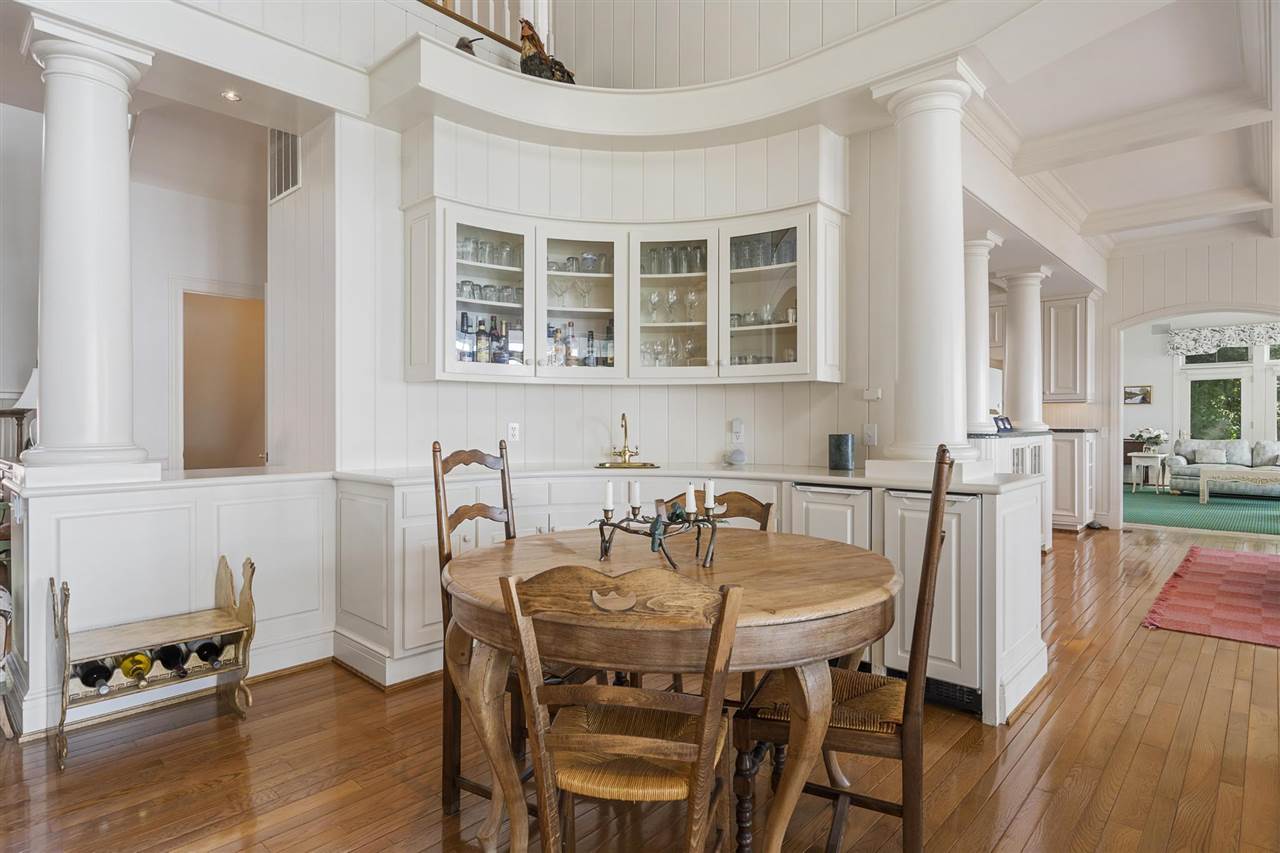 Harbor Springs, Michigan, 49740, United States, 7 Bedrooms Bedrooms, ,8 BathroomsBathrooms,Residential,For Sale,2000419