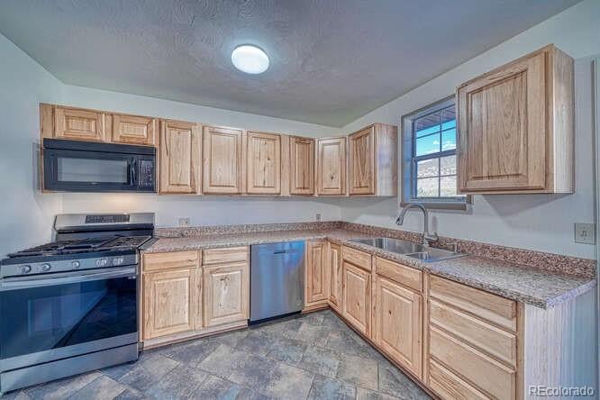 Salida, Colorado, 81201, United States, 2 Bedrooms Bedrooms, ,1 BathroomBathrooms,Residential,For Sale,1979907