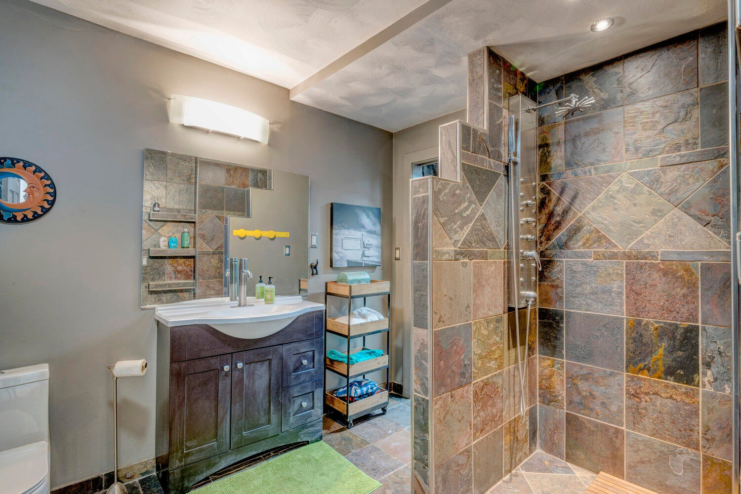 Big Horn, Wyoming, 82833, United States, 3 Bedrooms Bedrooms, ,4 BathroomsBathrooms,Residential,For Sale,1981242