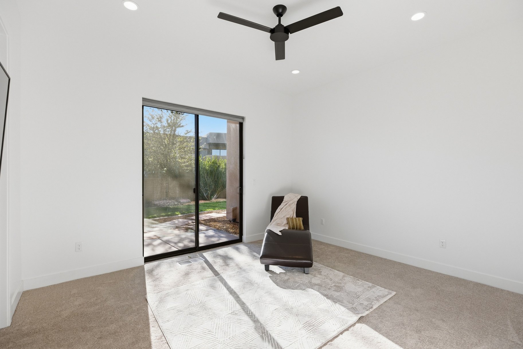 Modern home In The Heart Of The Gated Side Of The Ledges Golf Course - 物件實景