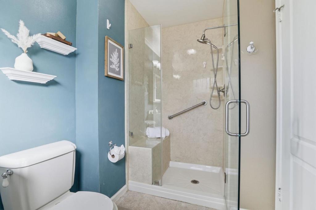 San Jose, California, 95123, United States, 3 Bedrooms Bedrooms, ,2 BathroomsBathrooms,Residential,For Sale,1975297