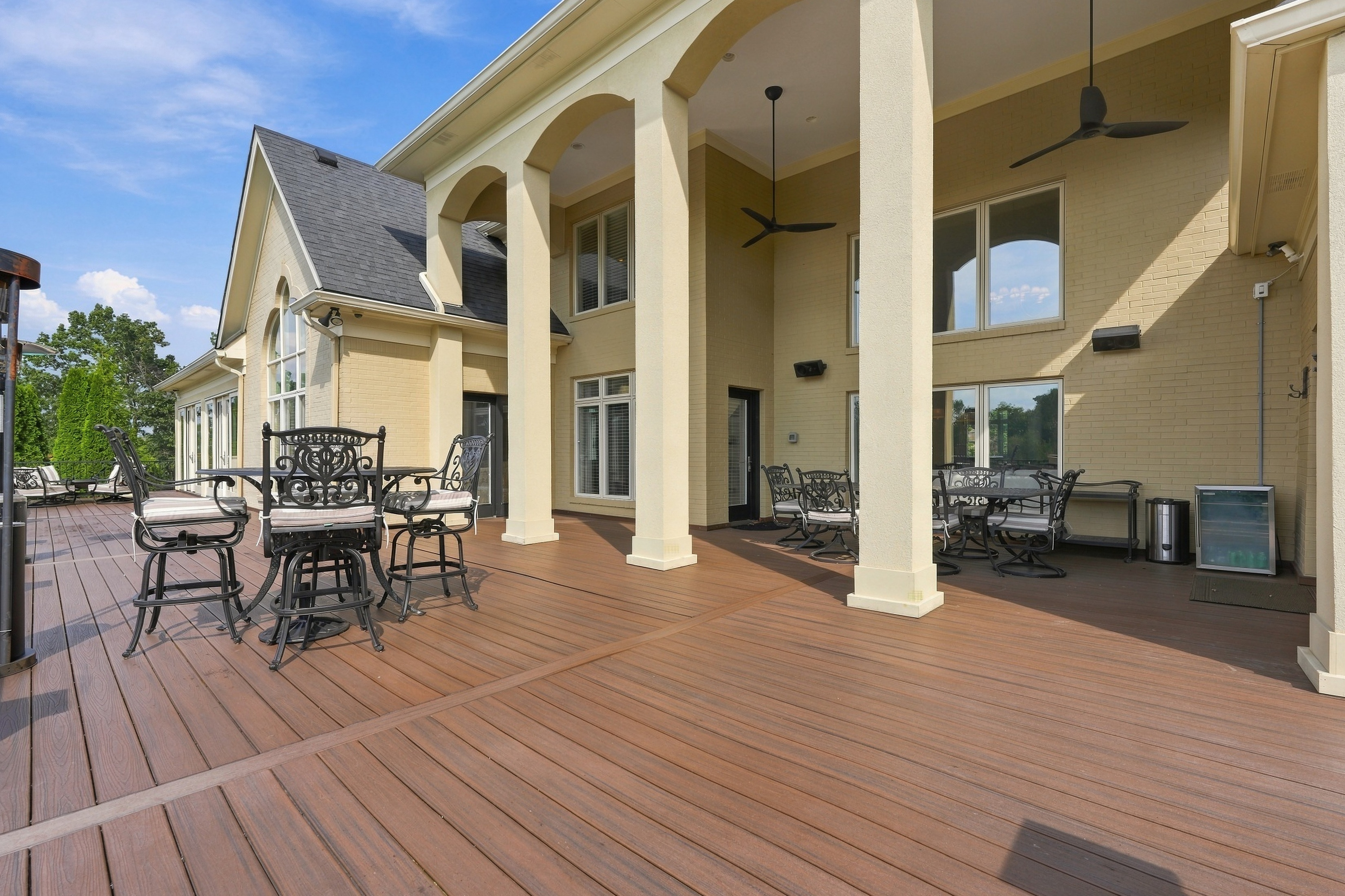  18420 Bridgemore Lane, Louisville, KY 40245 - 物件實景