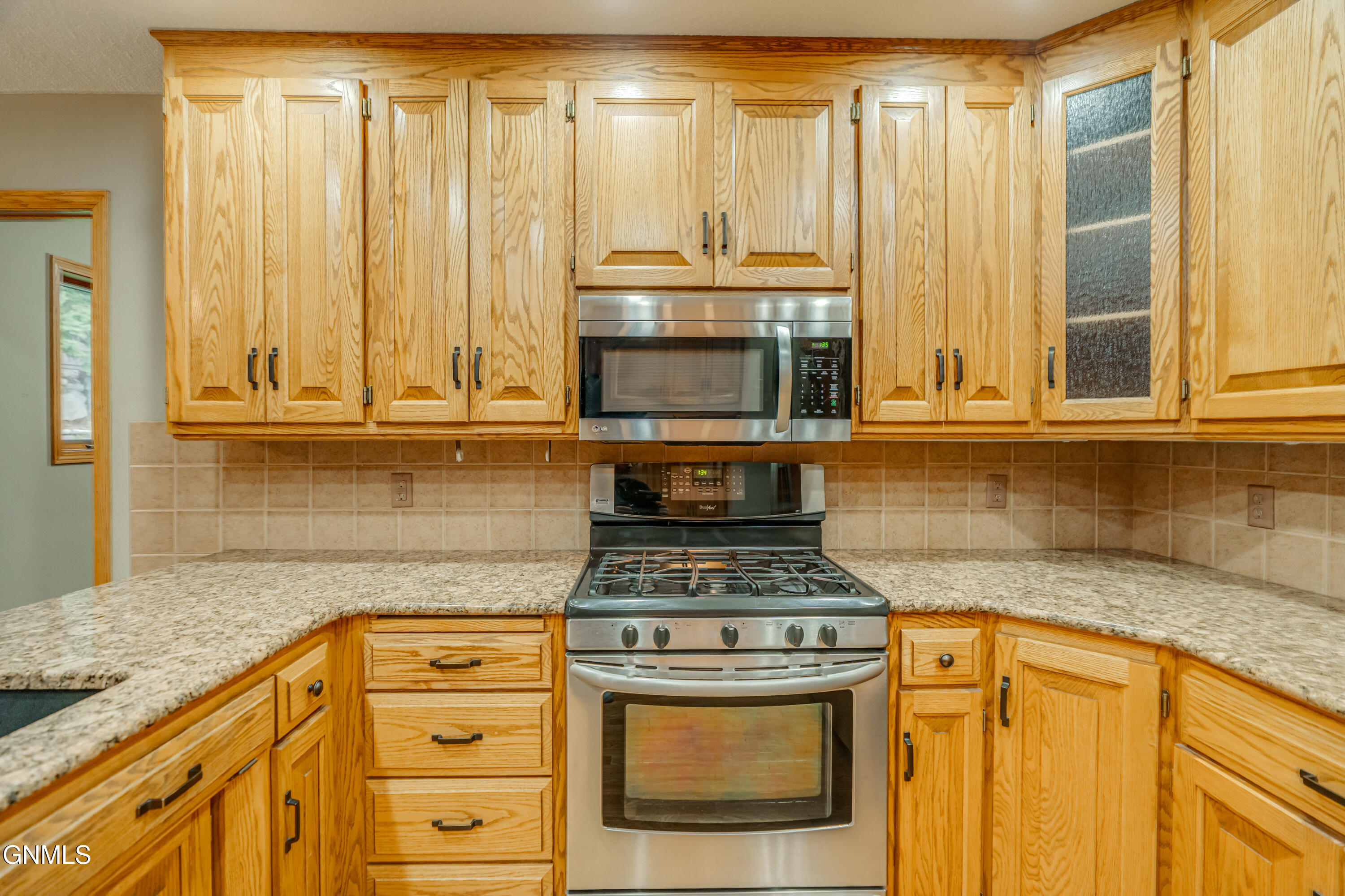 Bismarck, North Dakota, 58503, United States, 3 Bedrooms Bedrooms, ,3 BathroomsBathrooms,Residential,For Sale,1937485