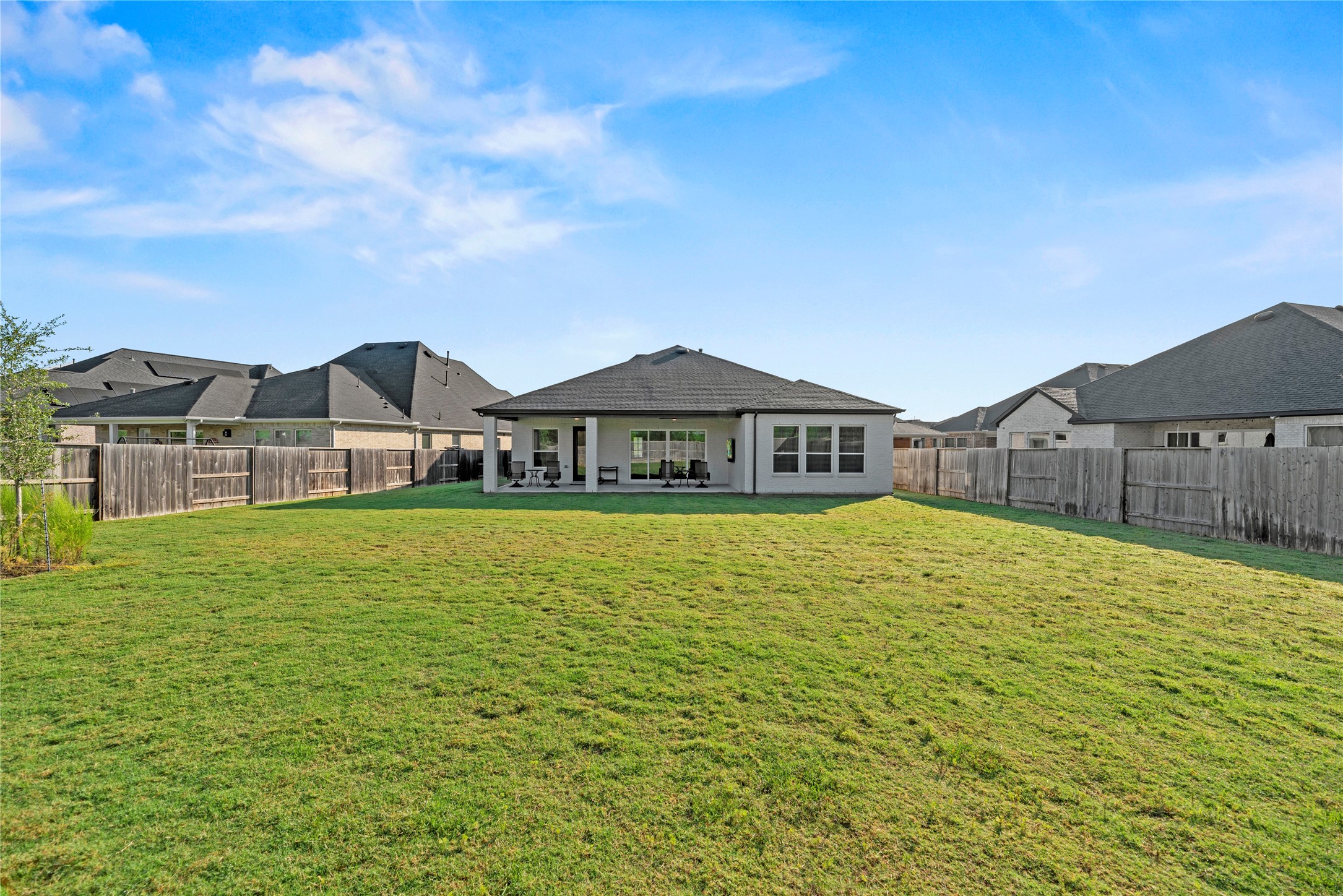Katy, Texas, 77493, United States, 4 Bedrooms Bedrooms, ,3 BathroomsBathrooms,Residential,For Sale,1988106