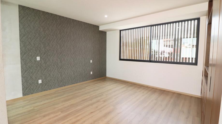 Colegio Militar, Morelia, Michoacán de Ocampo, 58260, Mexico, 3 Bedrooms Bedrooms, ,3 BathroomsBathrooms,Residential,For Sale,Colegio Militar,1616740