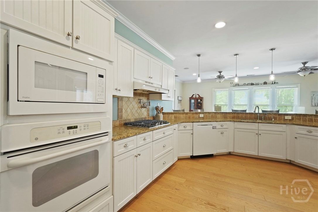 Savannah, Georgia, 31406, United States, 4 Bedrooms Bedrooms, ,4 BathroomsBathrooms,Residential,For Sale,1836812