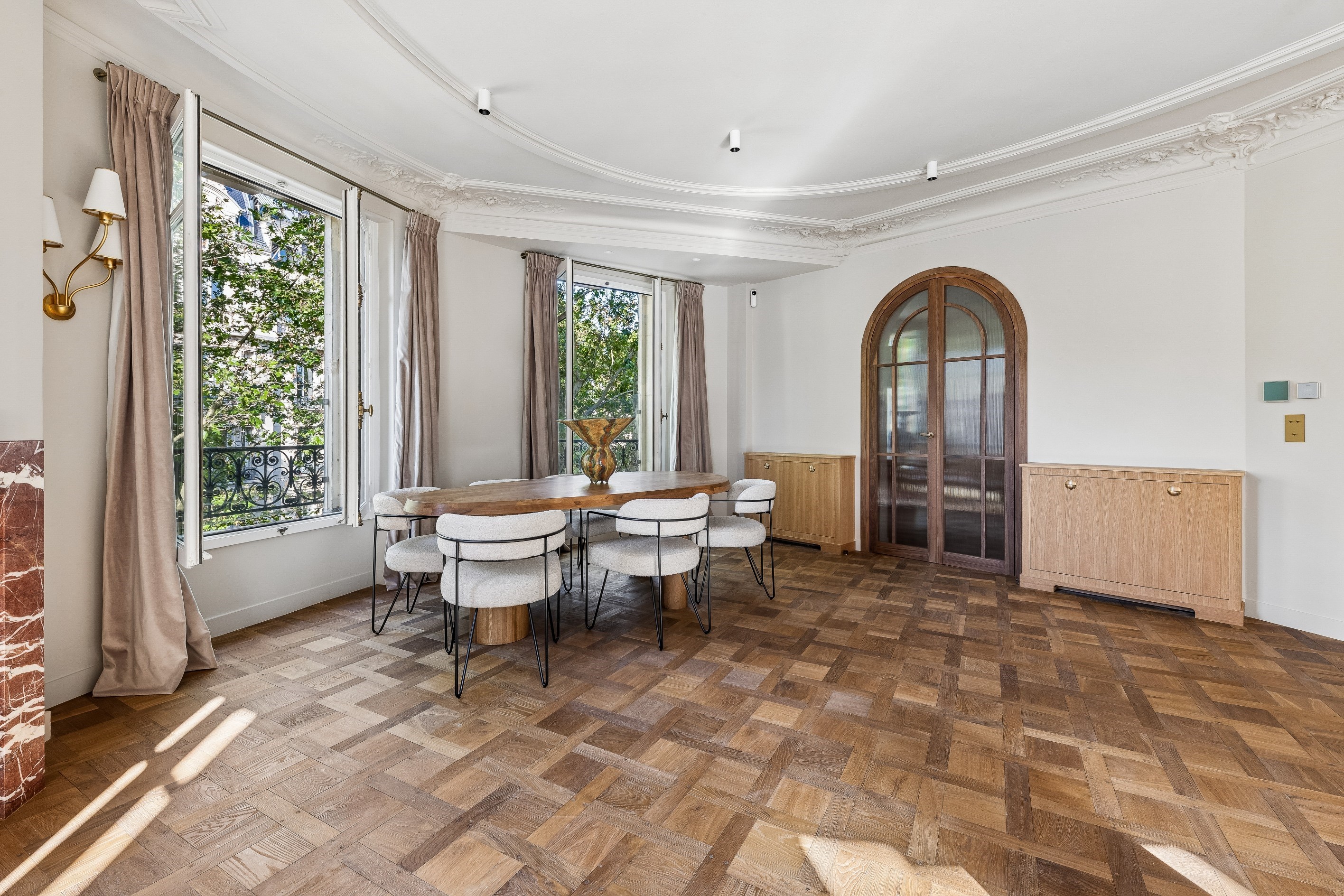  For Sale – 4th Floor / 4 Rooms / Renovated - 物件實景