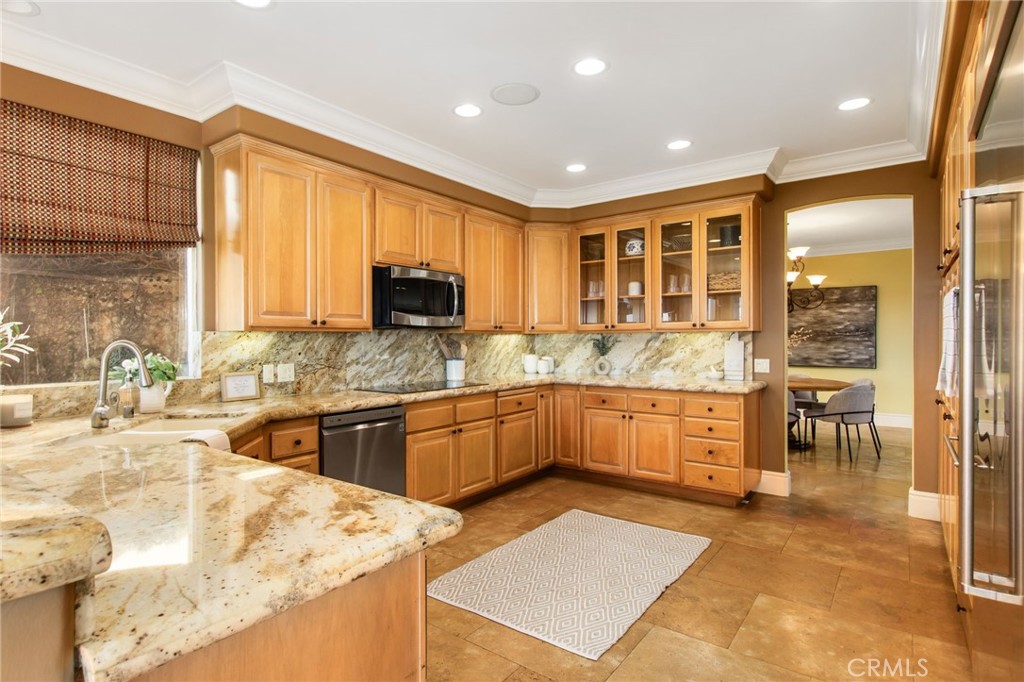 San Diego, California, 92107, United States, 6 Bedrooms Bedrooms, ,5 BathroomsBathrooms,Residential,For Sale,1843009