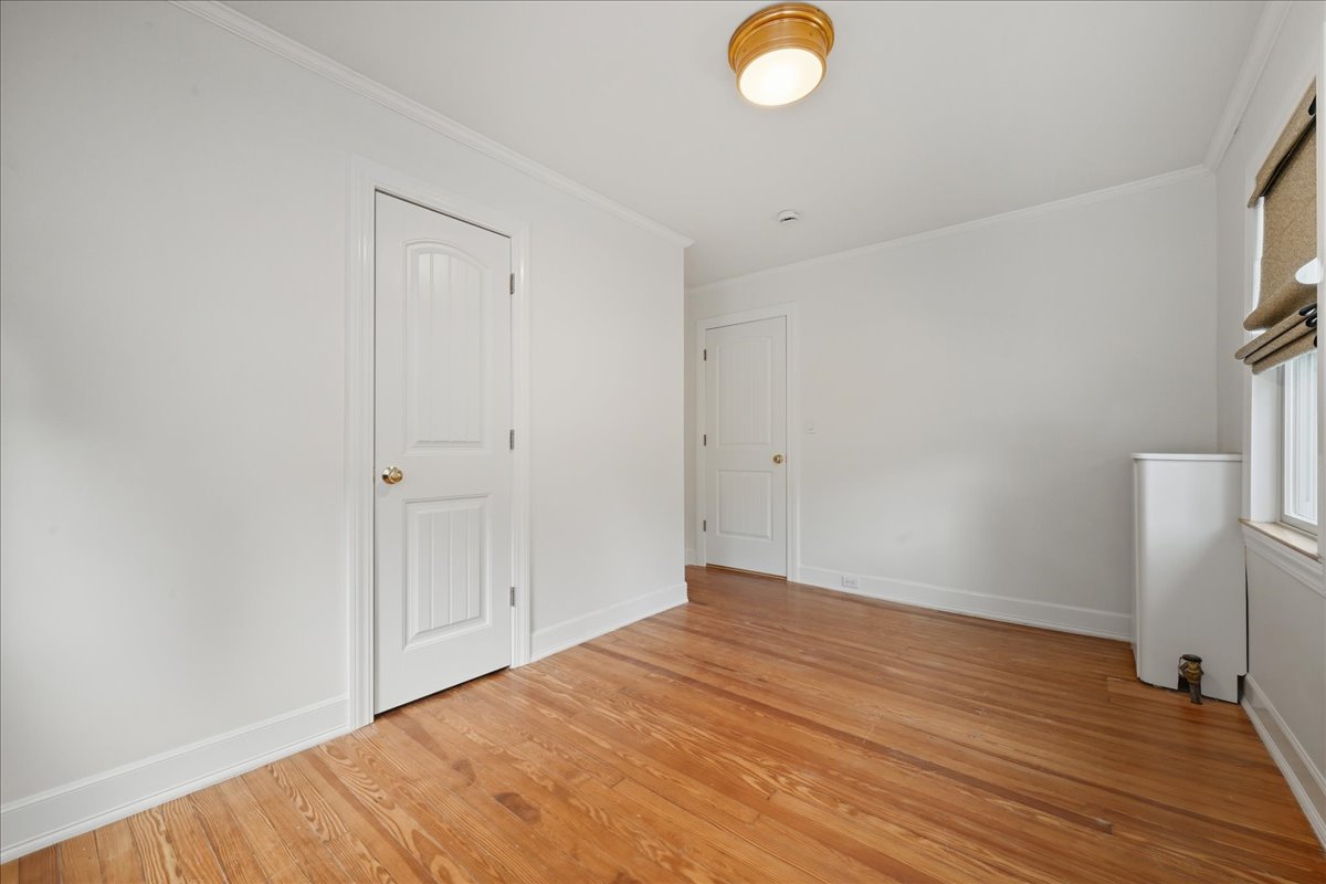 Floral Park, New York, 11001, United States, 4 Bedrooms Bedrooms, ,4 BathroomsBathrooms,Residential,For Sale,1977221