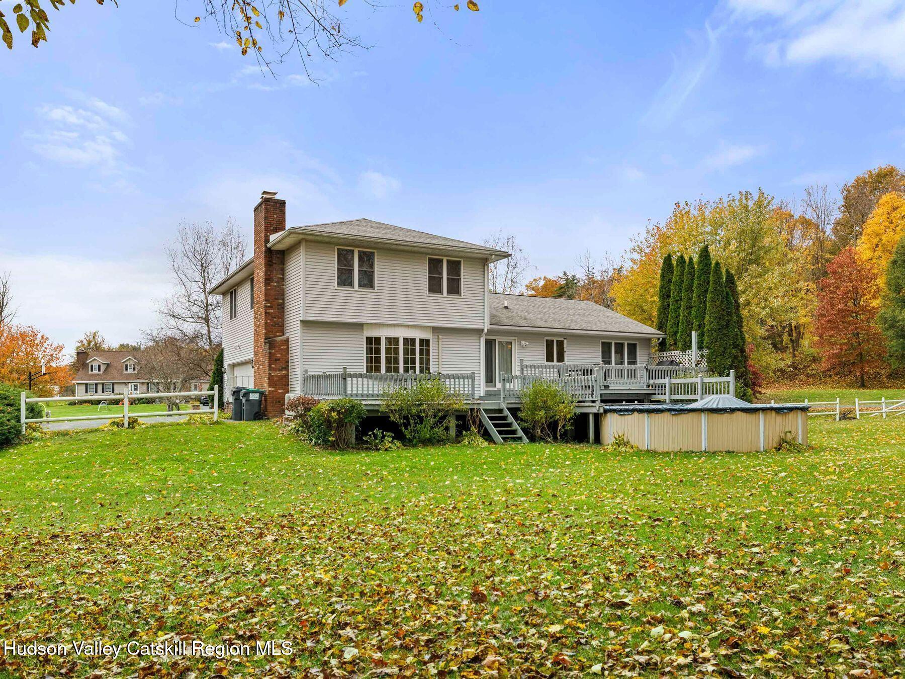 Lake Katrine, New York, 12449, United States, 4 Bedrooms Bedrooms, ,3 BathroomsBathrooms,Residential,For Sale,1987709